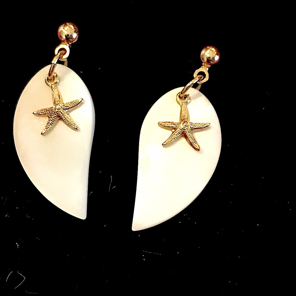 CUTE Real Mother-of-Pearl earrings w gold starfish